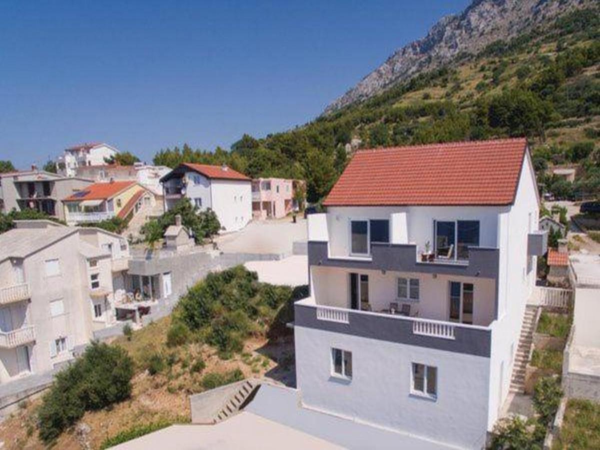 Apartment Stipic Оміш Екстер'єр фото